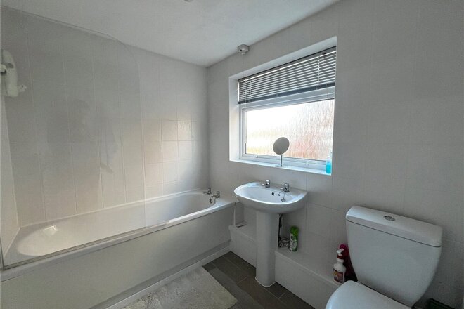 Sunningdale, Southampton, SO45