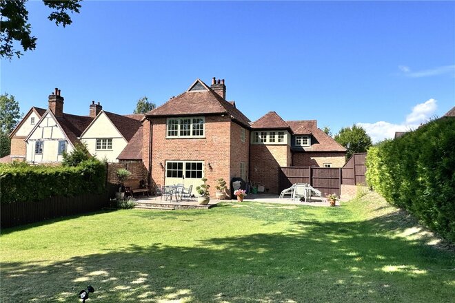 Denham Lane, Gerrards Cross, SL9