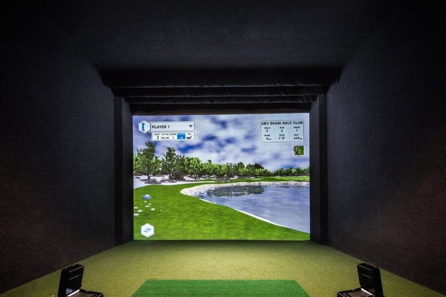 Golfing Room