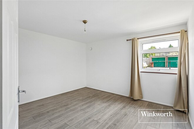 Dollis Avenue, London, N3