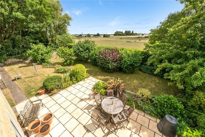 Cromwell Mews, Helpston, PE6