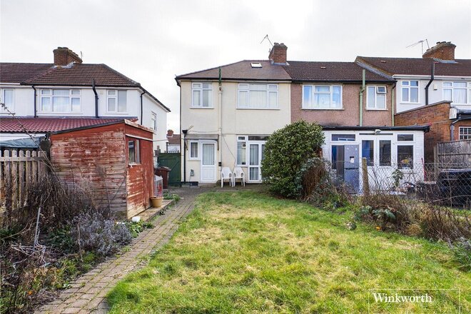 Gainsborough Gardens, Edgware, HA8