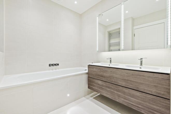 Middlefield, London, NW8
