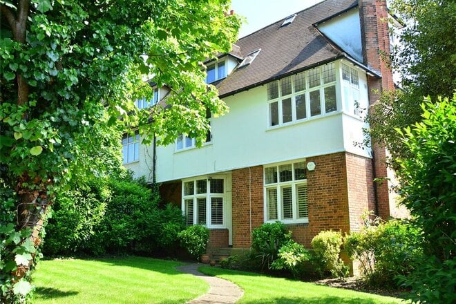 Page Heath Lane, Bickley, BR1