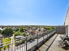 Telford Road, London, N11