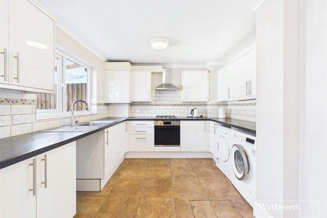 Princes Avenue, London, NW9