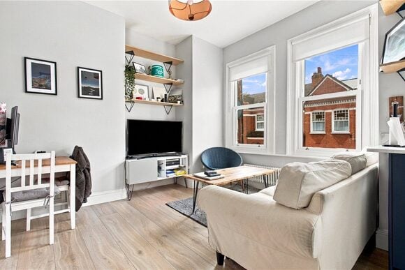 Dafforne Road, London, SW17