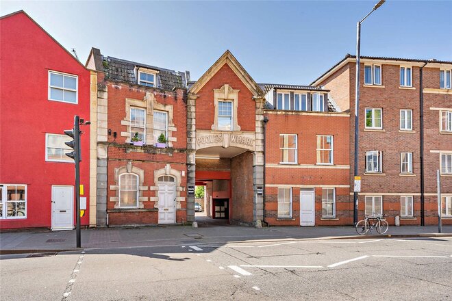 Hotwell Road, Hotwells, BS8