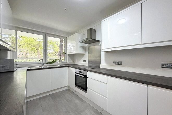 The Avenue, Dorset, BH13