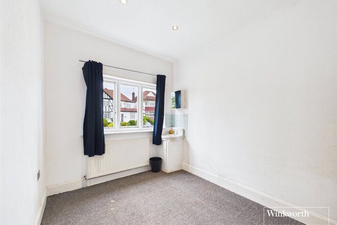 Allington Road, London, NW4