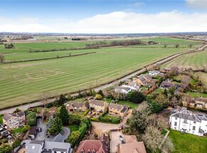 Little Horton House Drive, Northampton, NN7