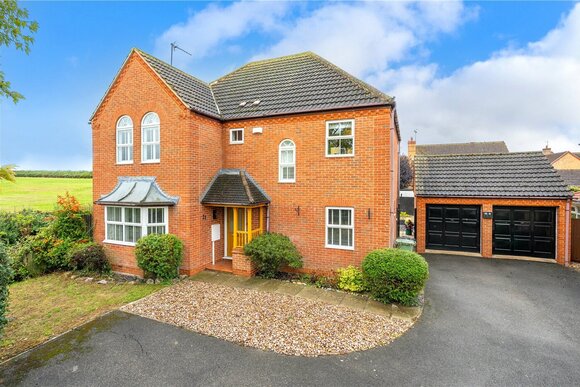 Swift Way, Bourne, PE10