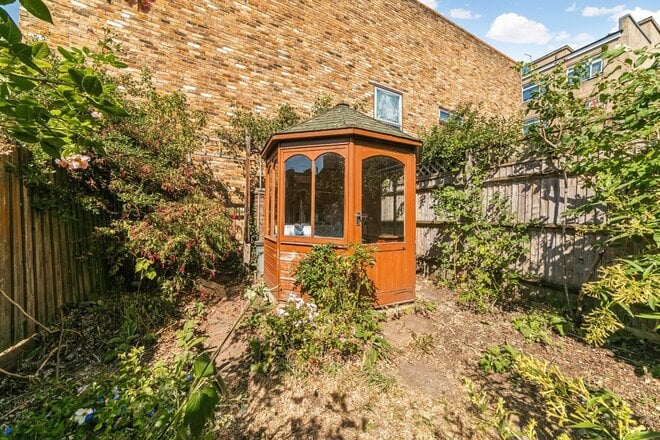 Faversham Road, Beckenham, BR3