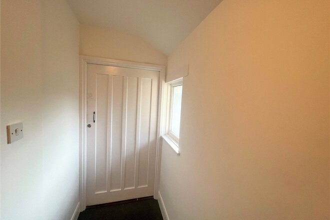 Flat 2, Worth House, Lower Washfield, EX16