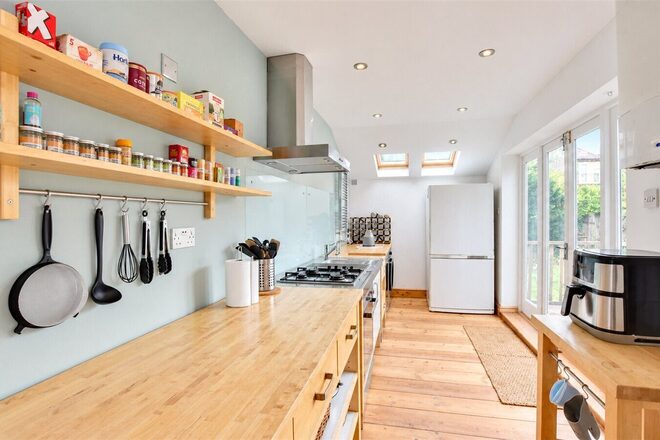 Micheldever Road, Lee, SE12