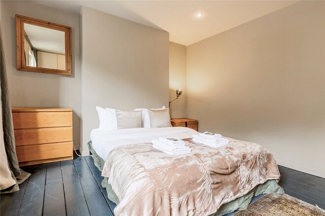 Gifford Street, London, N1