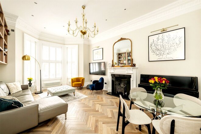 Rosary Gardens, London, SW7