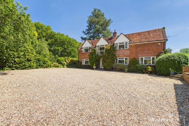 Crookham Common, Berkshire, RG19