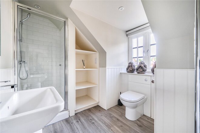 Shortfield Common Road, Farnham, GU10