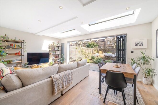Lordship Lane, London, SE22