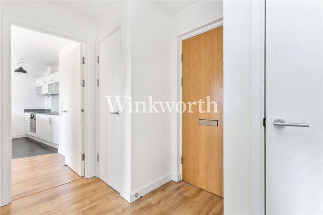 Arc Court, London, N11