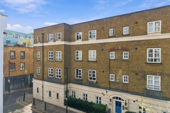St. Matthew's Row, London, E2
