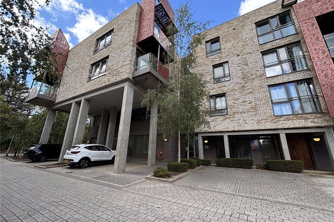 Blondin Way, London, SE16