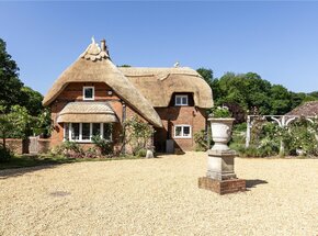 Tunworth, Hampshire, RG25