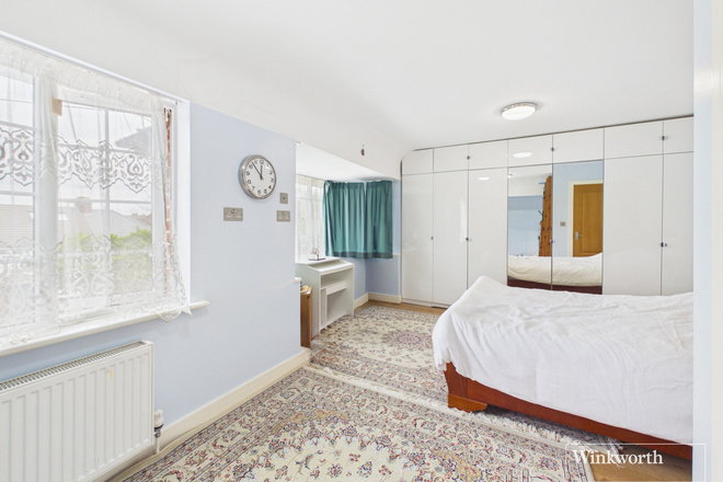 West Hill, Middlesex, HA9
