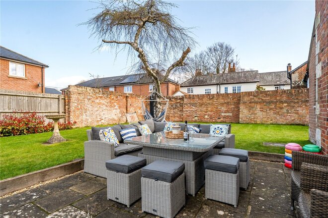 Tanners Lane, Salisbury, SP3