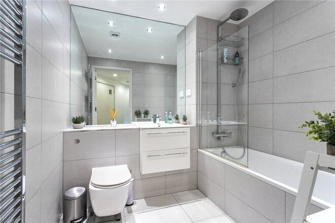 Buckler Court, London, N7