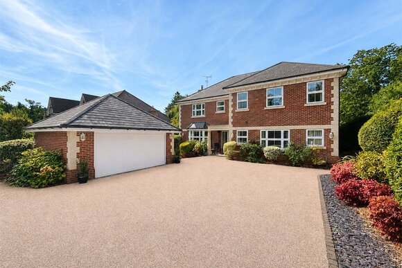 Charters Road, Berkshire, SL5