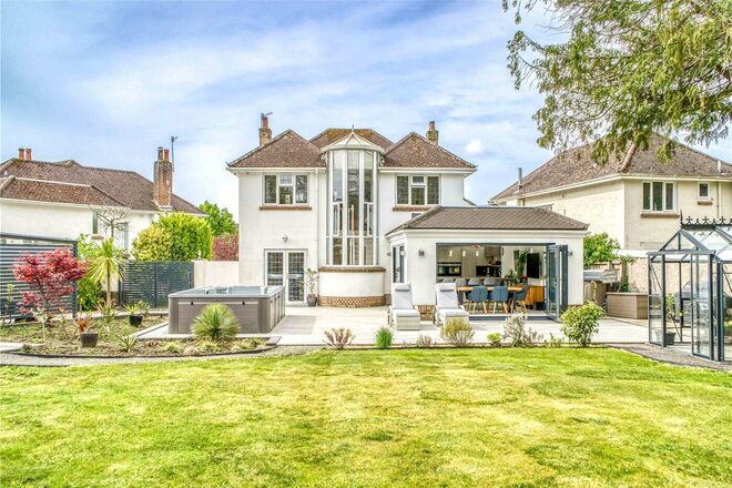 Marina Drive, Poole, BH14