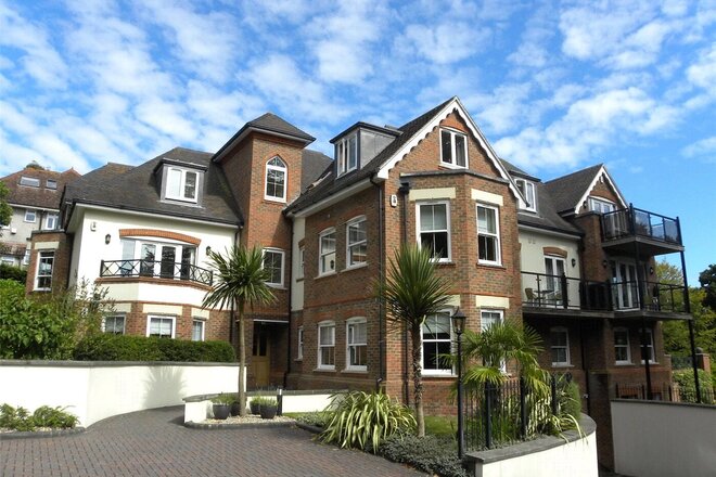St Osmunds Road, Poole, BH14