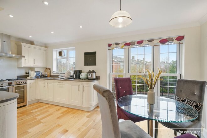 Springpark Drive, Beckenham, BR3