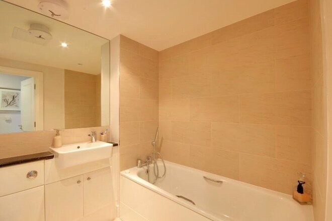 Reservoir Road, Ruislip, HA4
