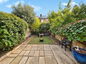 Hatchard Road, London, N19