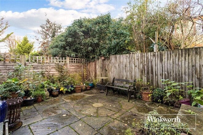 Dukes Avenue, Barnet, N3