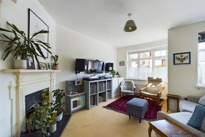 South Lane, Kingston upon Thames, KT3