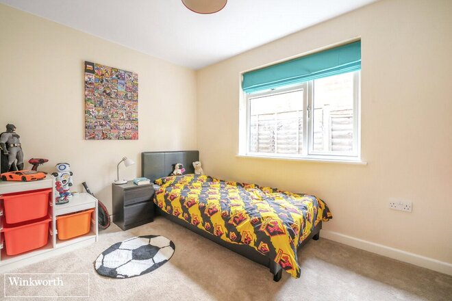 Byfleet Avenue, Basingstoke, RG24