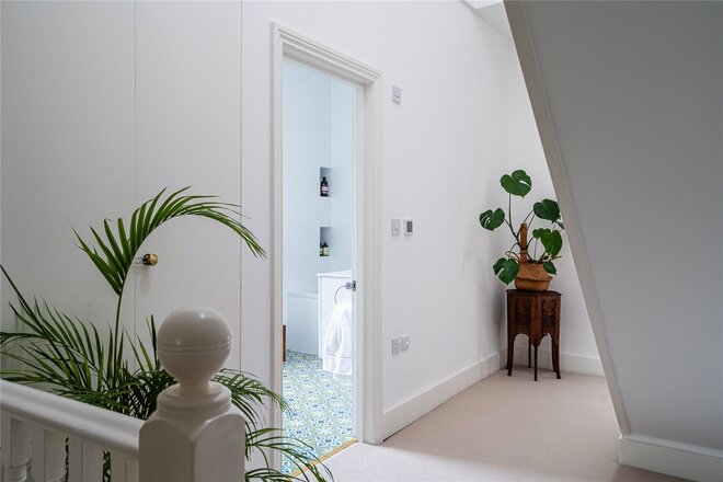 Heybridge Avenue, London, SW16