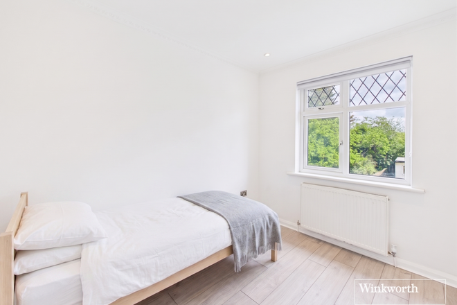 Shaftesbury Avenue, Harrow, HA3