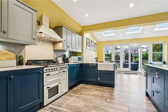 Buxton Road, London, SW14