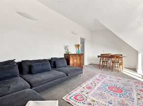 West Bank, London, N16