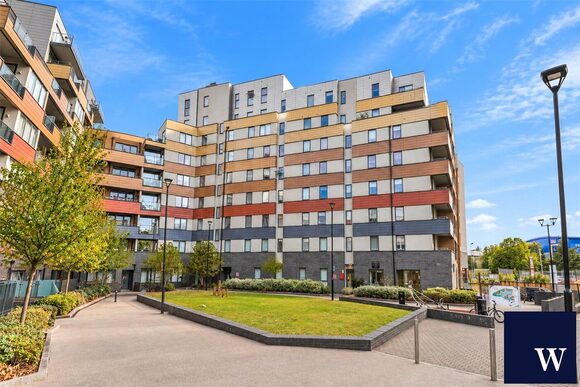 Montmorency Gardens, London, N11