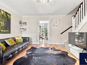 Honiton Gardens, London, NW7