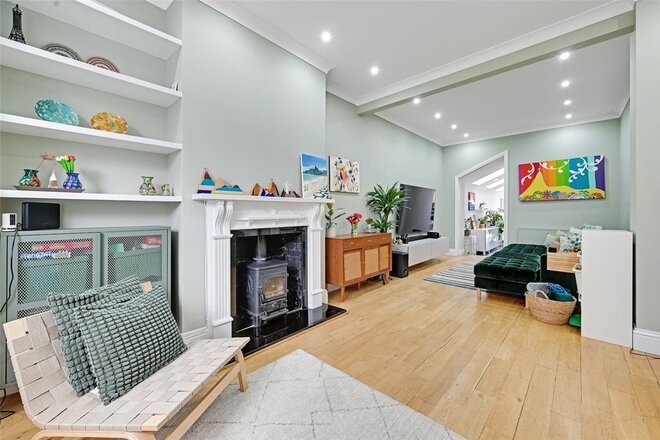 Mortimer Road, London, NW10
