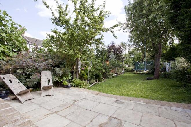 Atterbury Road, Finsbury Park, N4