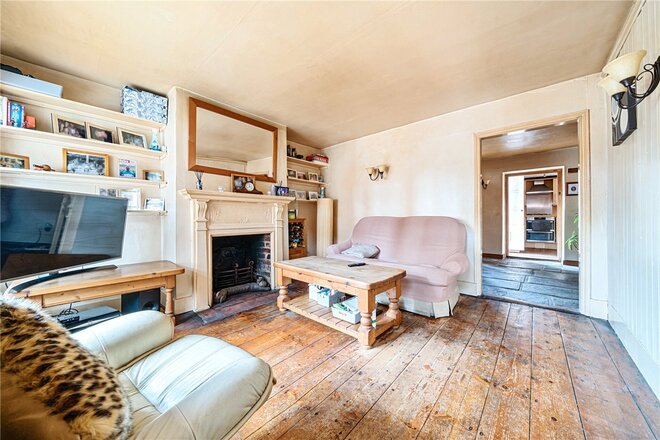 West Street, Surrey, GU9