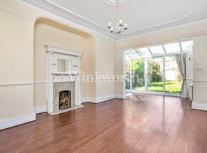 Lakeside Road, London, N13